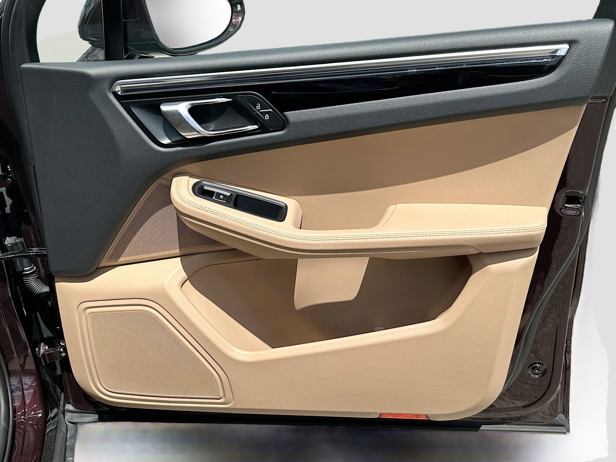 Used 2024 Porsche Macan S image 34