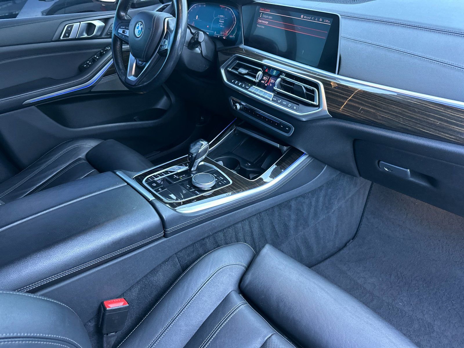 Used 2020 BMW X5 xDrive40i w/ Premium Package image 17