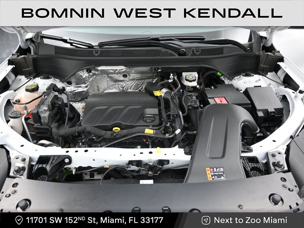 Used 2025 Chevrolet Trax RS w/ Sunroof Package image 12