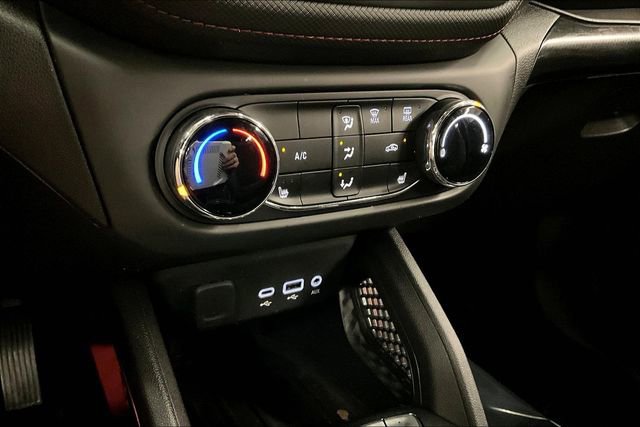 Used 2023 Chevrolet TrailBlazer RS FWD image 29