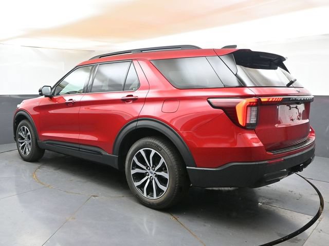 Used 2026 Ford Explorer ST-Line AWD/4WD image 3
