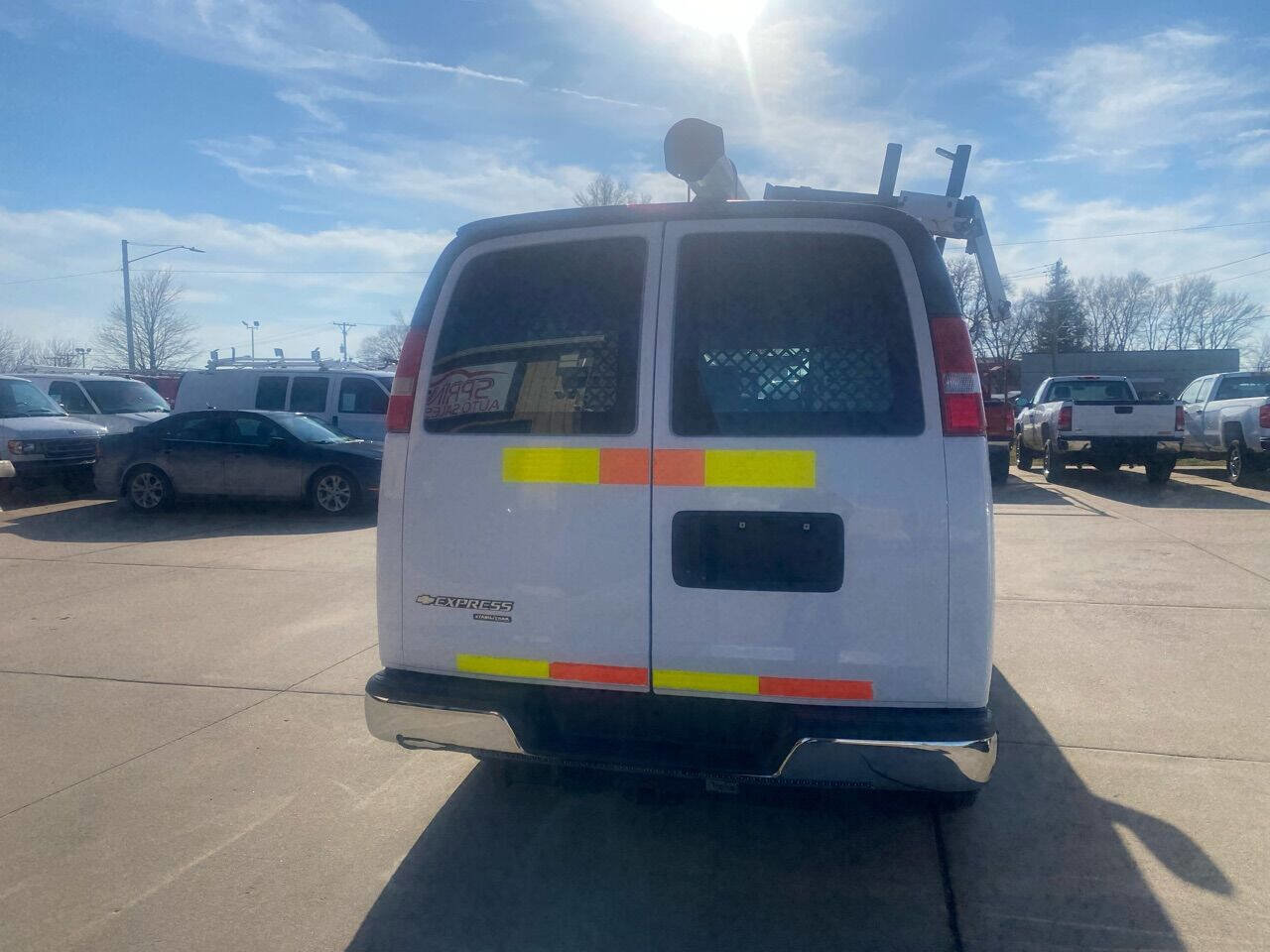 Used 2014 Chevrolet Express 2500 image 8