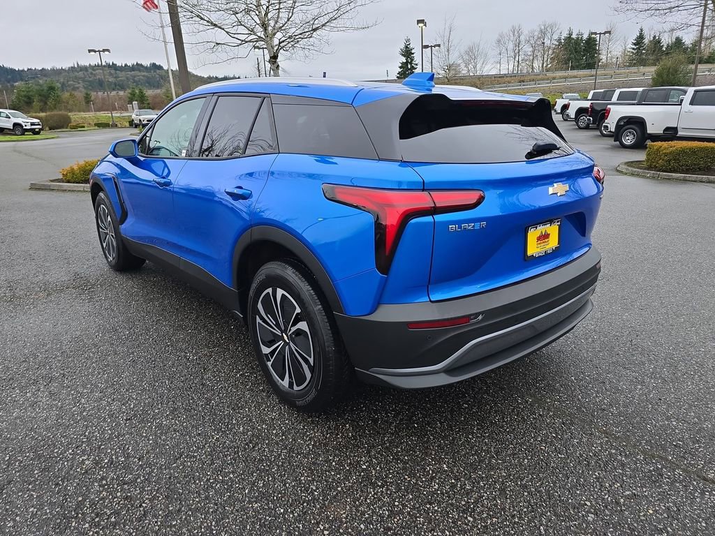 New 2025 Chevrolet Blazer EV LT image 4