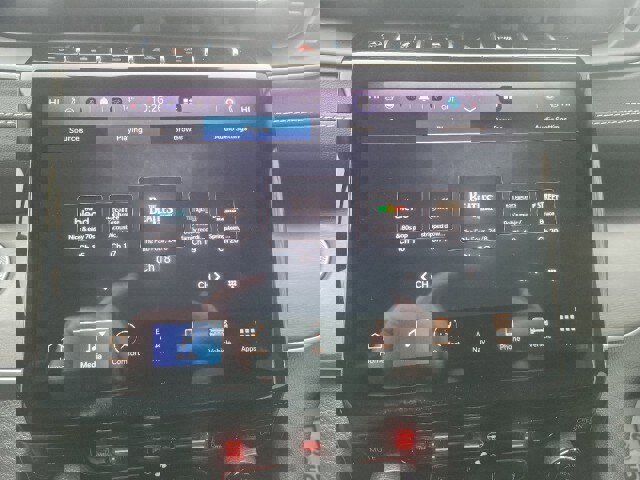 Used 2024 Jeep Grand Cherokee Limited image 13