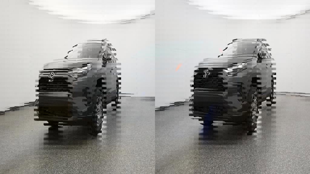 New 2025 Toyota RAV4 XLE image 32
