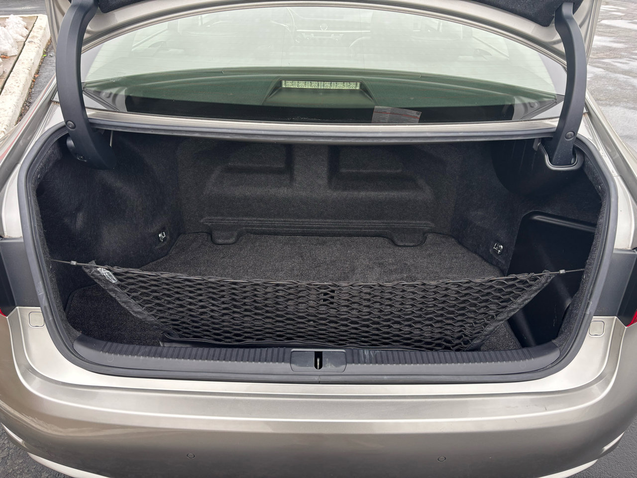 Used 2017 Lexus ES 300h image 11