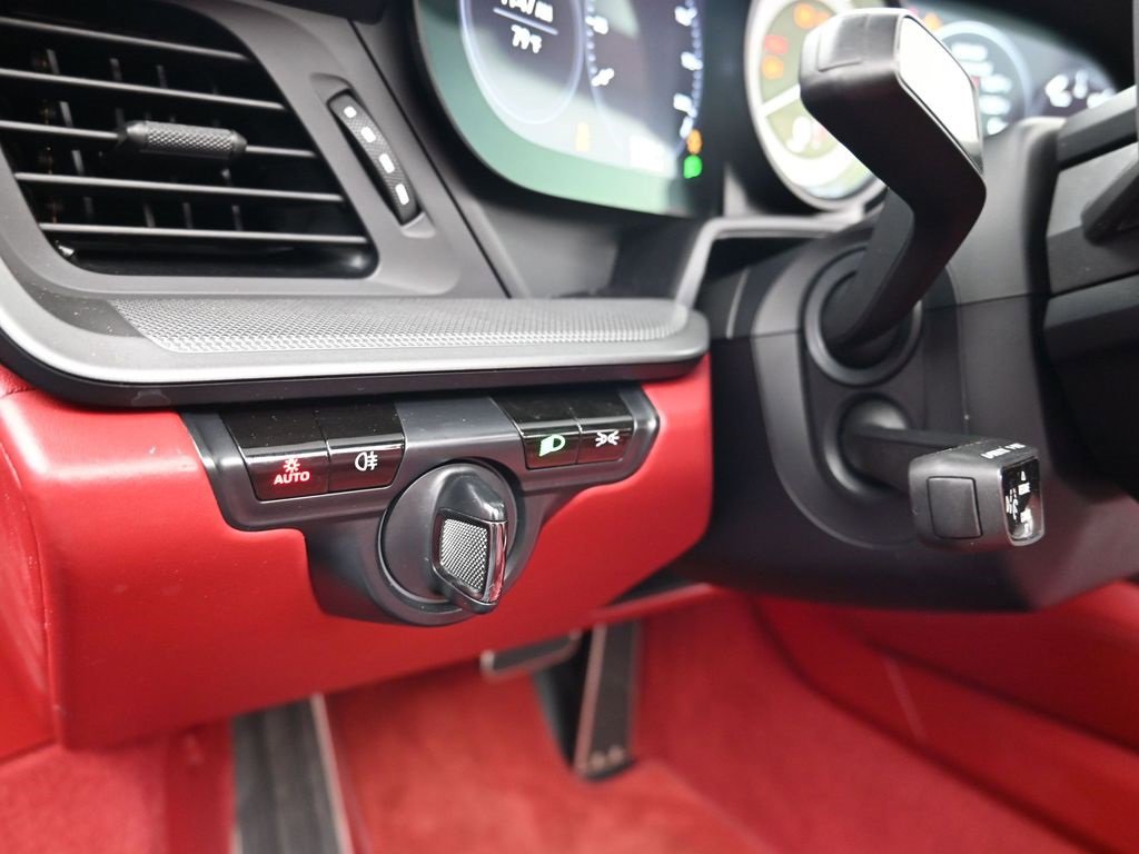 Used 2021 Porsche 911 Carrera S image 23