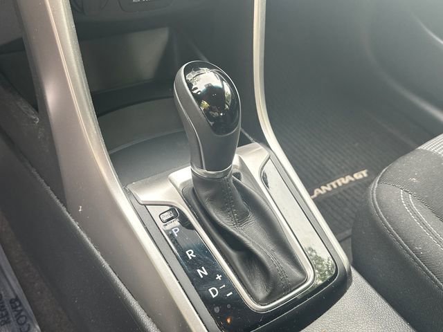 Used 2013 Hyundai Elantra GT FWD image 32