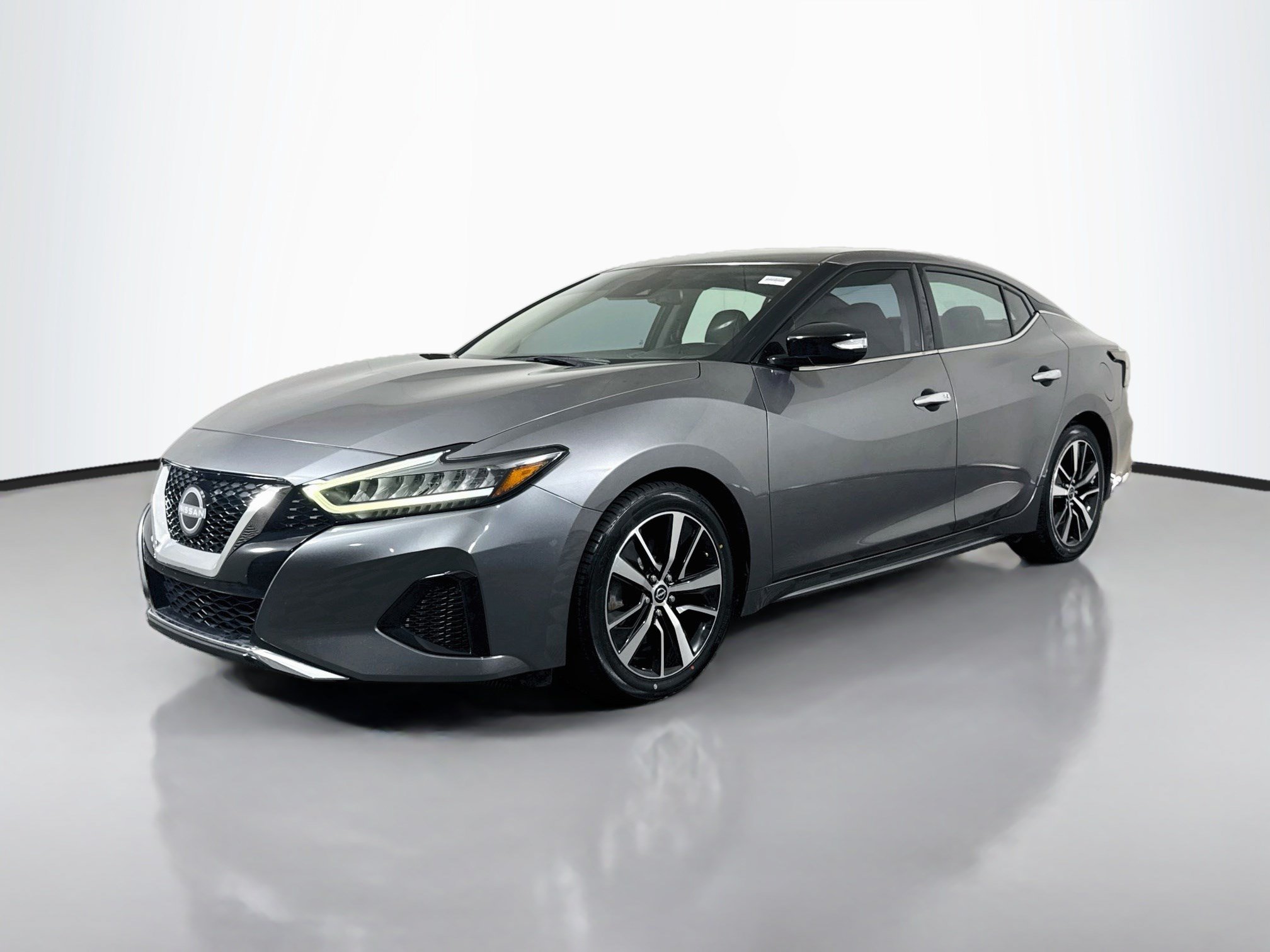 Used 2023 Nissan Maxima SV w/ Floor Mat Group FWD image 4