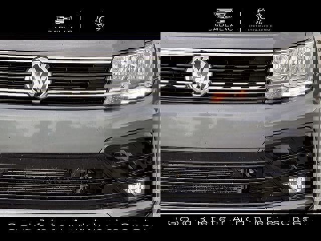 Used 2021 Volkswagen Tiguan SE R-Line FWD image 8