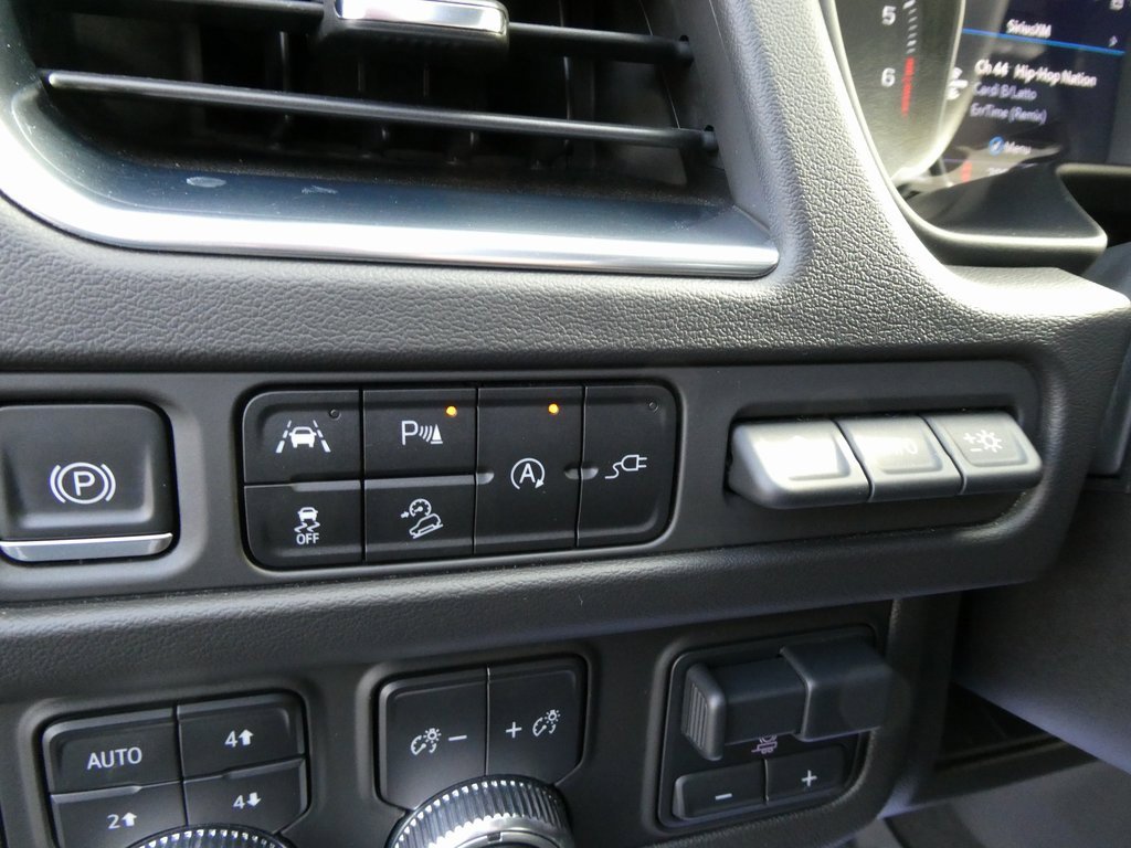 Used 2021 GMC Yukon AT4 w/ AT4 Premium Plus Package image 32