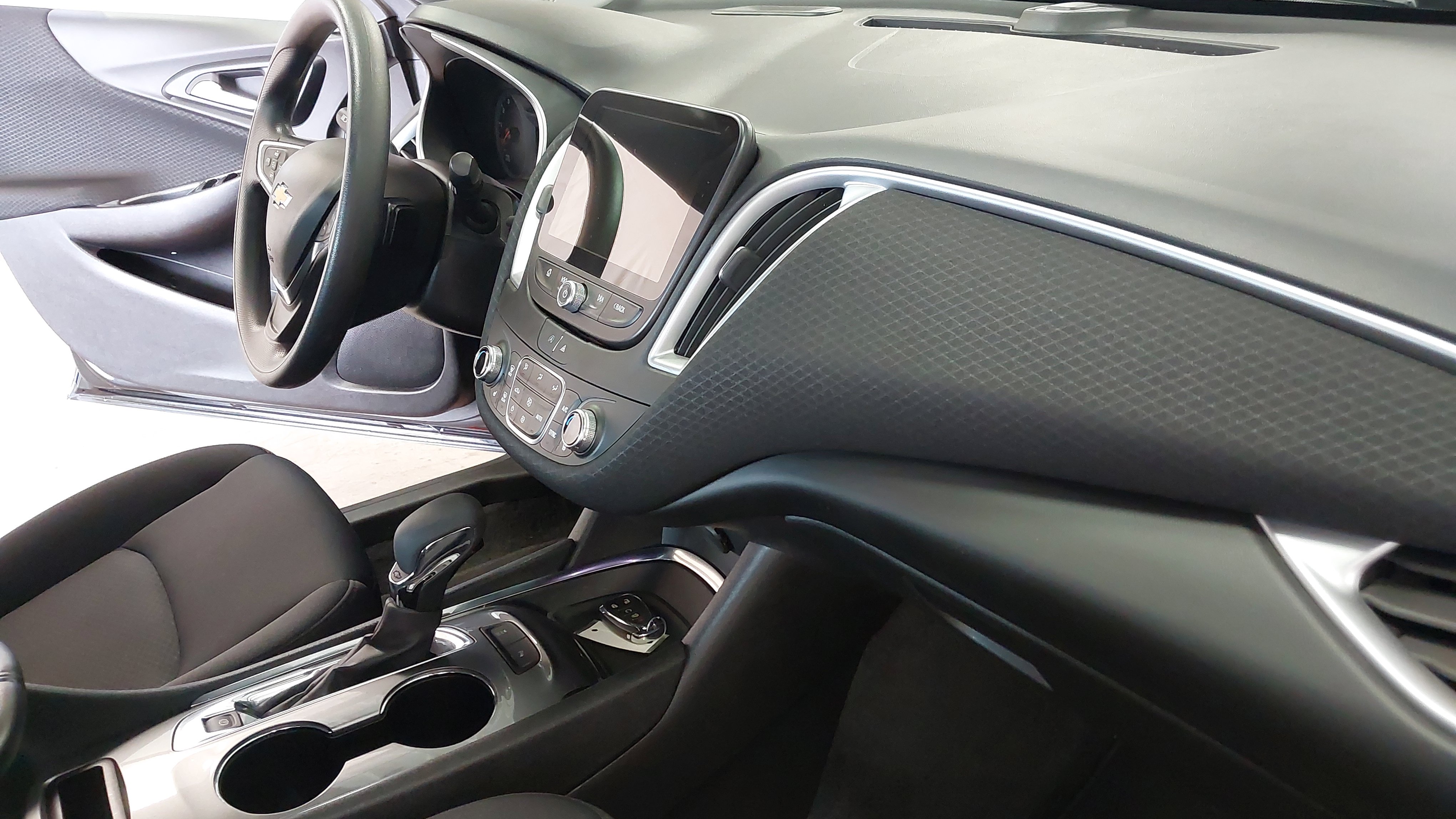 Used 2024 Chevrolet Malibu LT FWD image 29