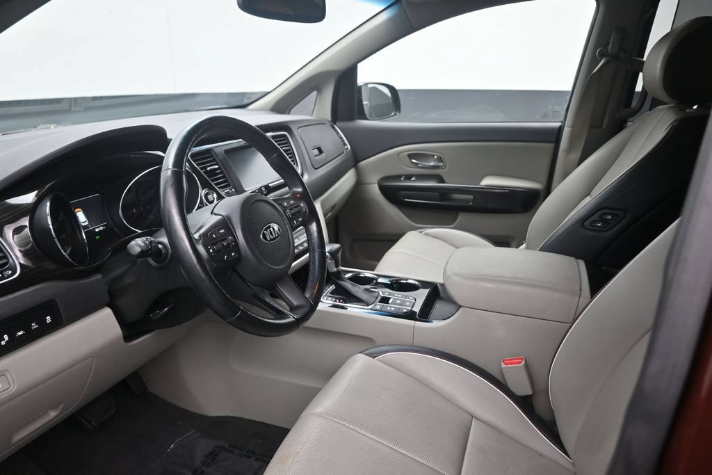 Used 2020 Kia Sedona SX FWD image 13