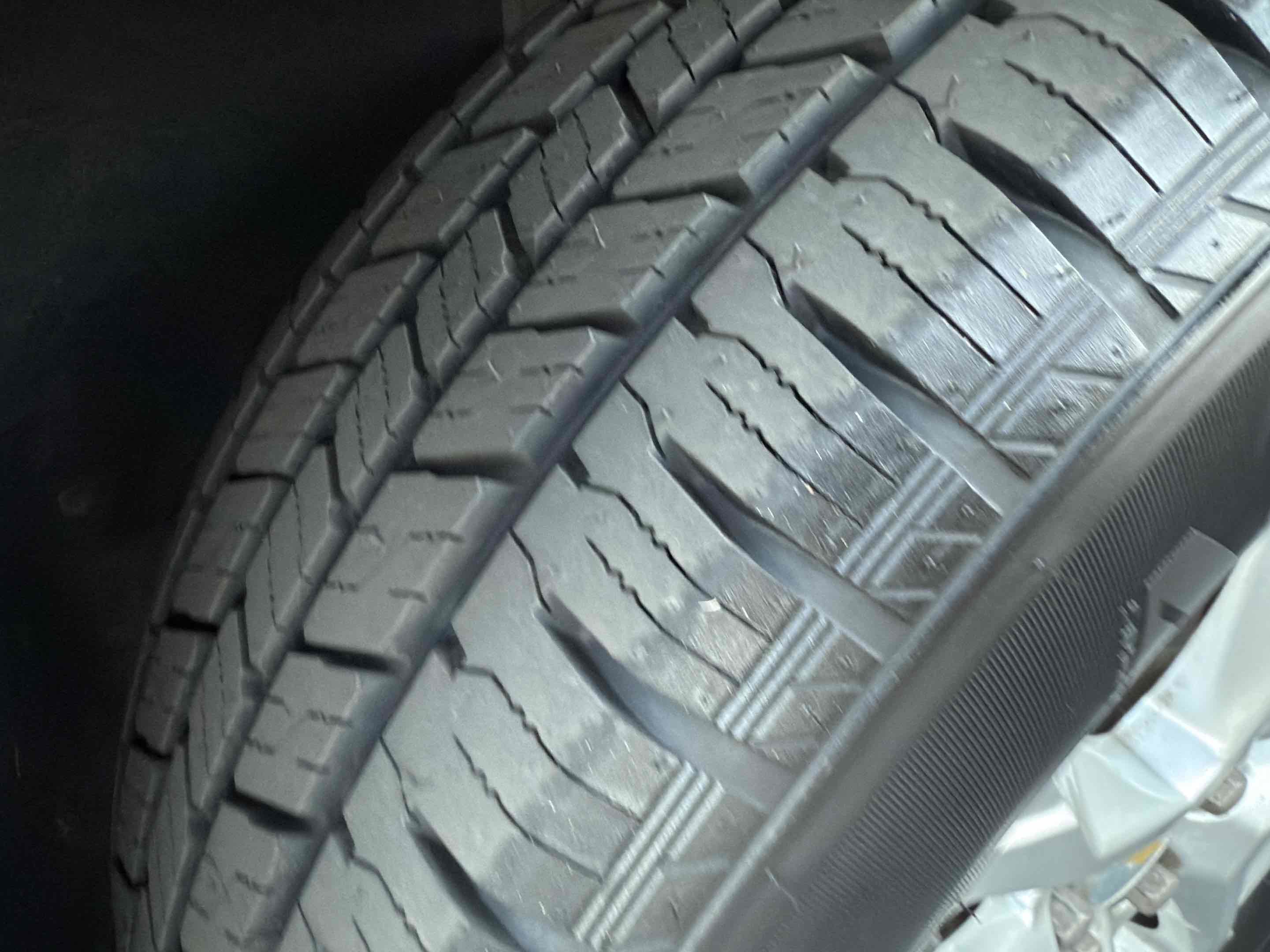 Used 2019 Chevrolet Traverse LT image 11