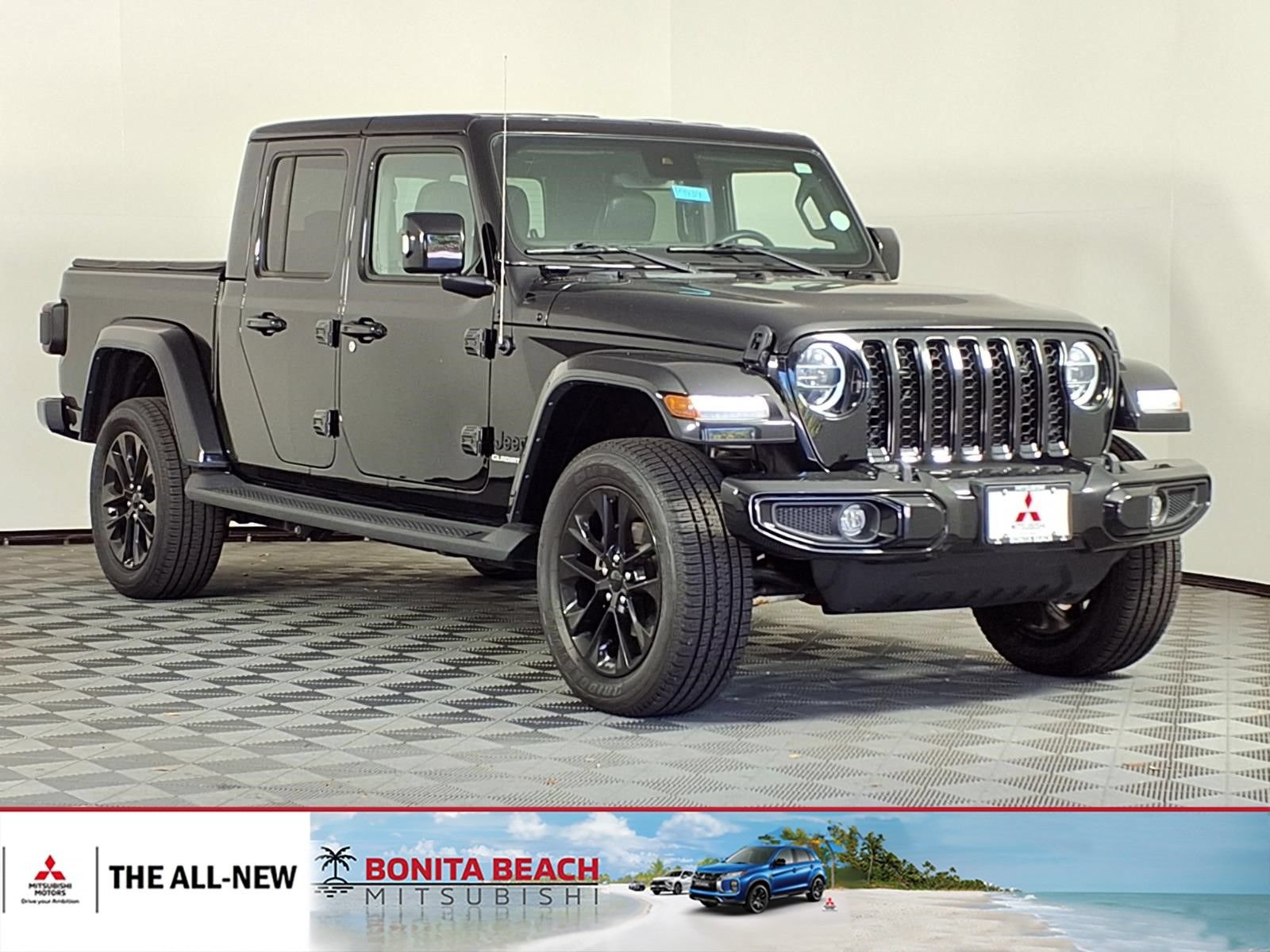 Used 2022 Jeep Gladiator Overland AWD/4WD image 1
