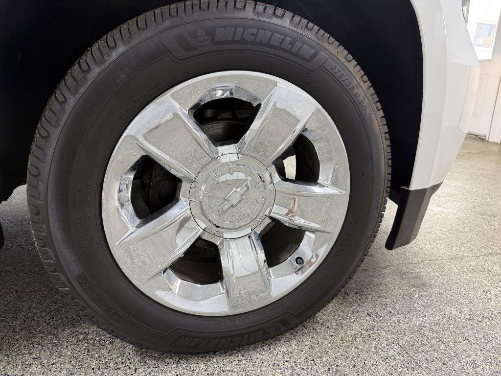 Used 2015 Chevrolet Suburban LTZ image 47