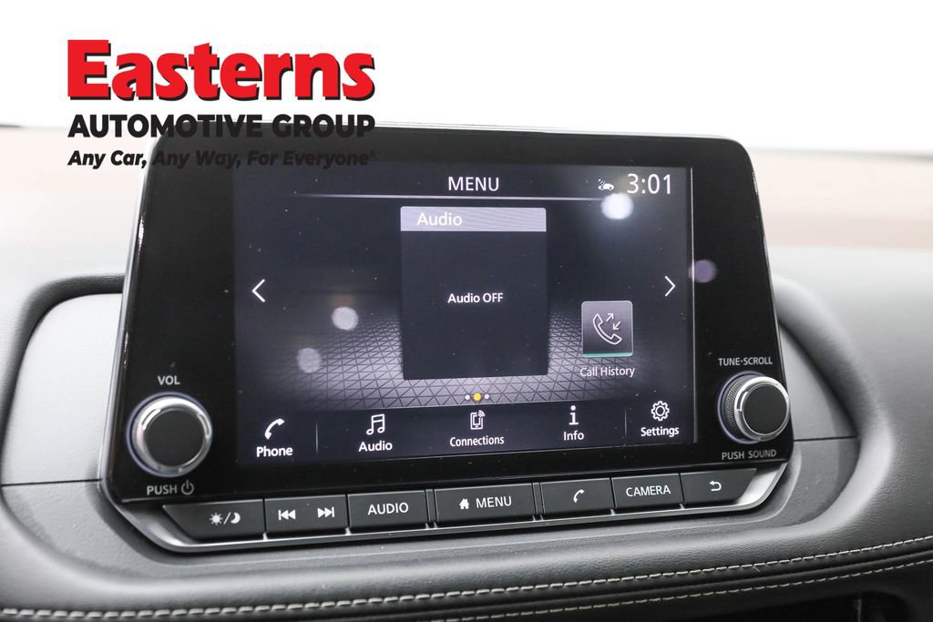 Used 2022 Nissan Rogue SV image 19