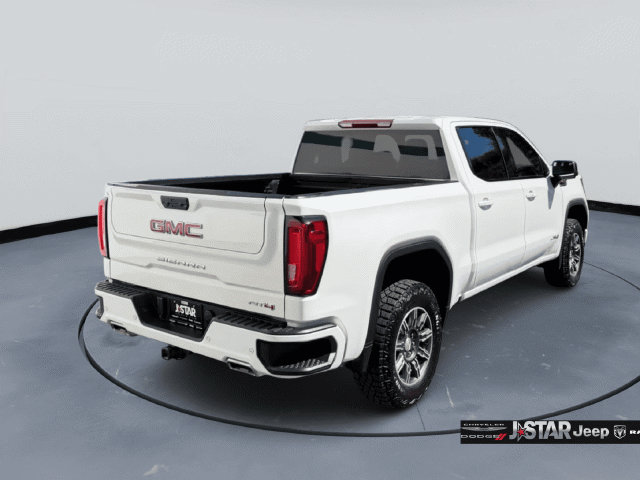 Used 2025 GMC Sierra 1500 AT4 AWD/4WD image 5
