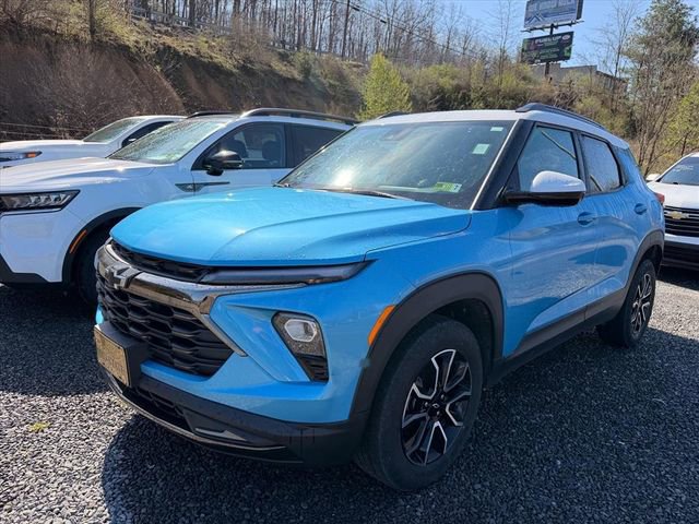 Used 2025 Chevrolet TrailBlazer ACTIV w/ Convenience Package image 2