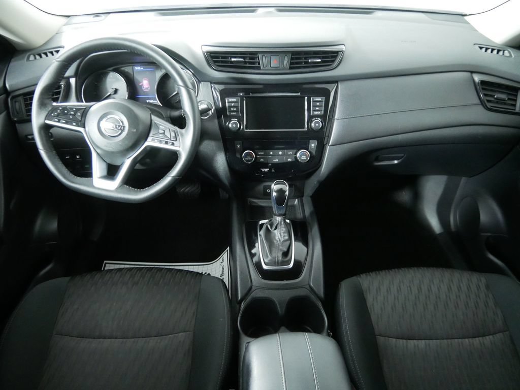 Used 2020 Nissan Rogue SV AWD/4WD image 19