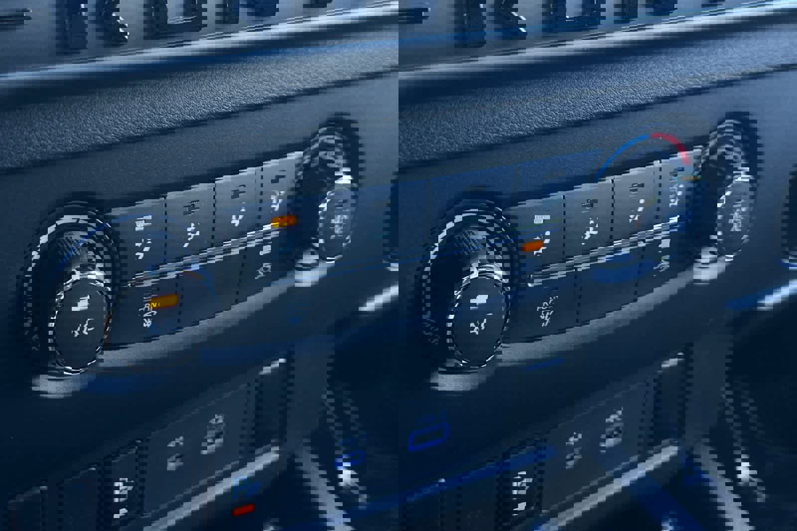 New 2026 Nissan Frontier SV image 21