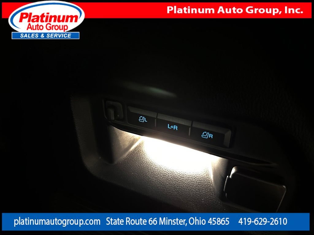 Used 2021 Ford Explorer Platinum w/ Equipment Group 601A AWD/4WD image 41