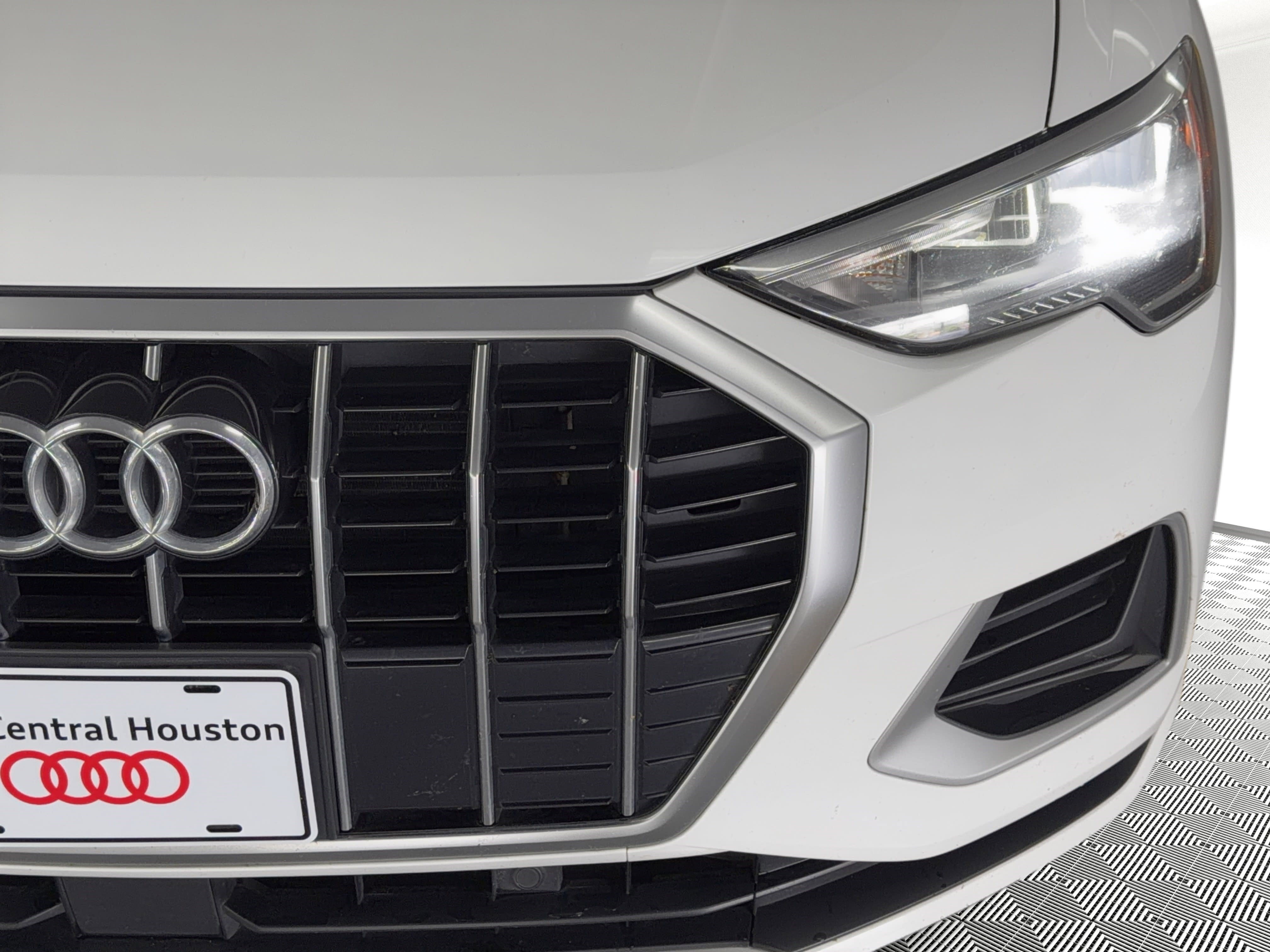 Used 2021 Audi Q3 2.0T Premium AWD/4WD image 11