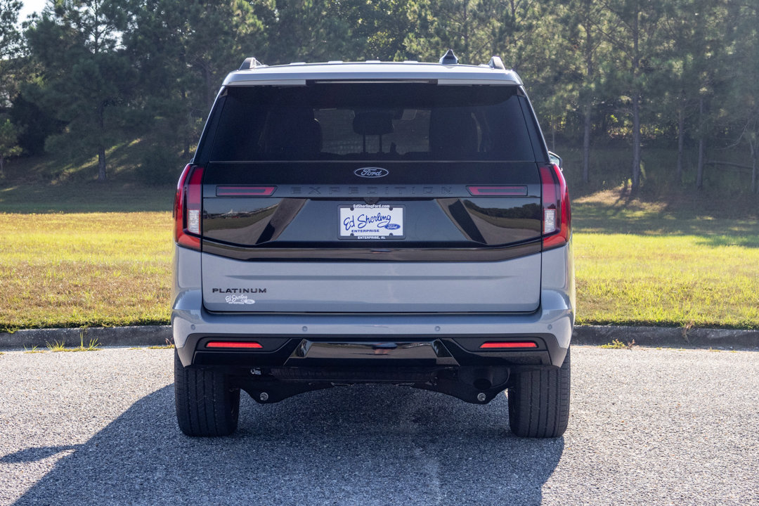 New 2025 Ford Expedition Platinum w/ Stealth Performance Package image 5