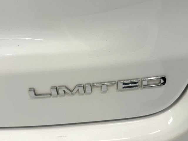 Used 2025 Jeep Compass Limited AWD/4WD image 13