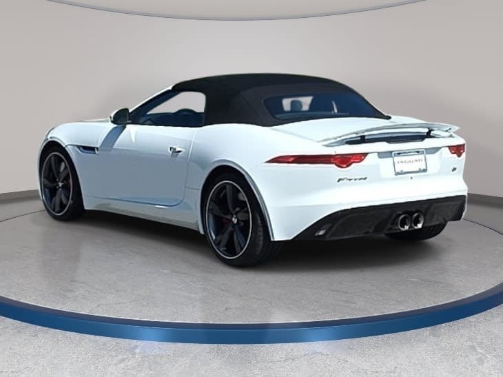 Used 2015 Jaguar F-TYPE S RWD image 7