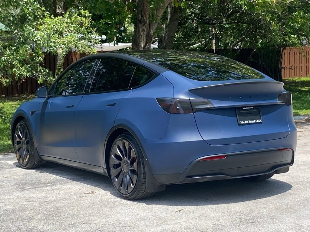 Used 2024 Tesla Model Y Performance AWD/4WD image 6