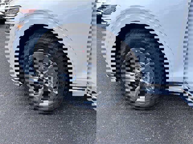 New 2026 Genesis GV70 2.5T Select image 32