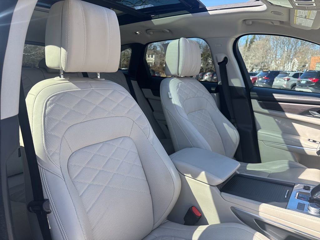 Used 2021 Jaguar F-PACE S image 33