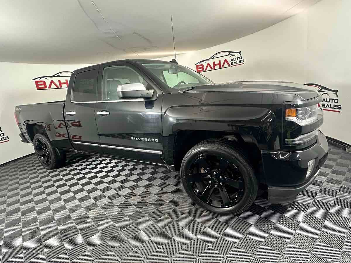 Used 2016 Chevrolet Silverado 1500 LTZ Z71 w/ LTZ Plus Package AWD/4WD image 11