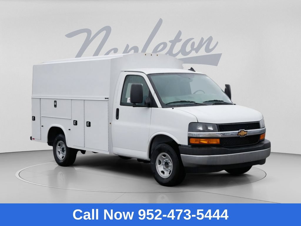 New 2025 Chevrolet Express 3500 w/ Power Convenience Package