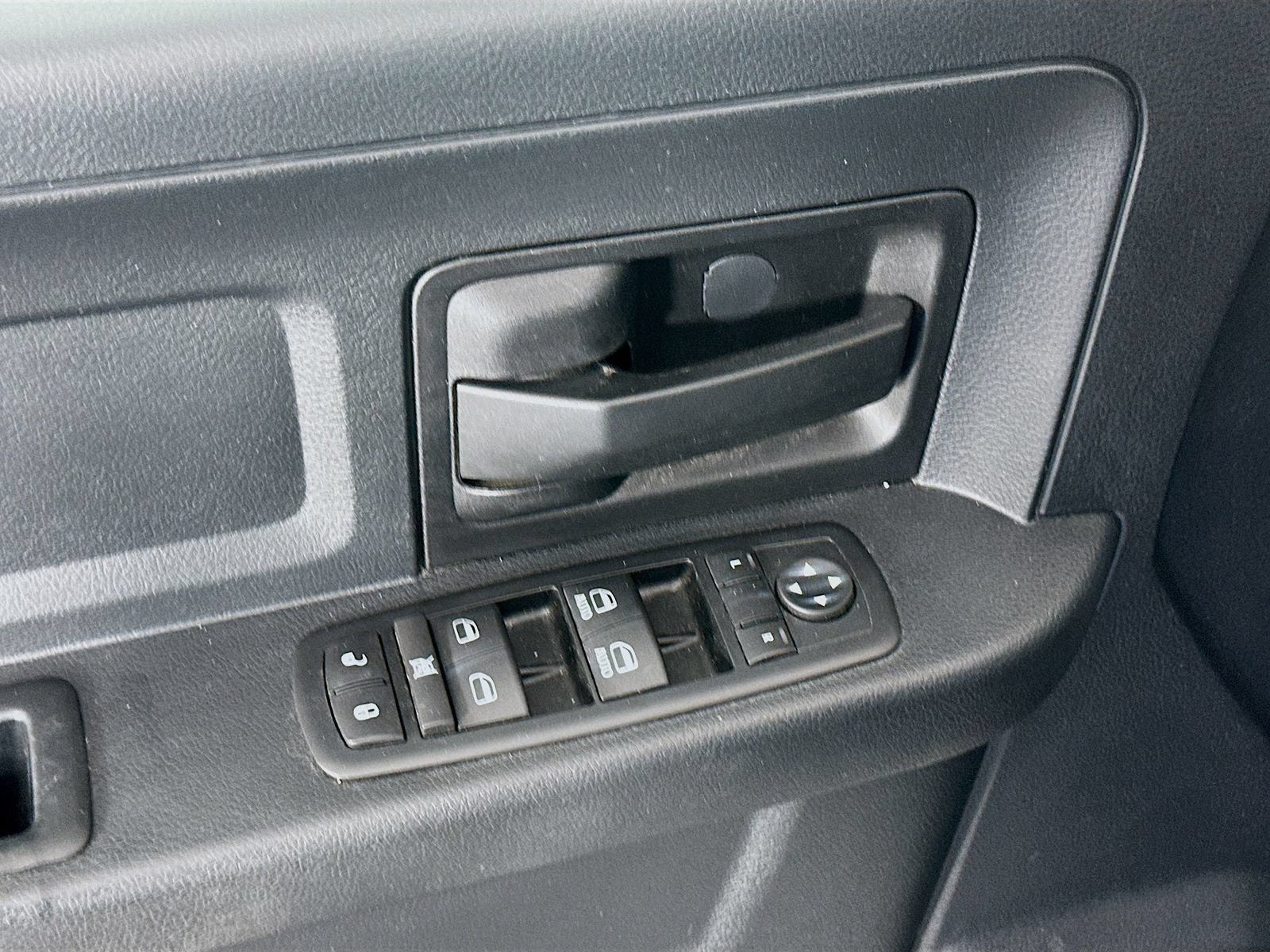 Used 2016 RAM 1500 Tradesman RWD image 16