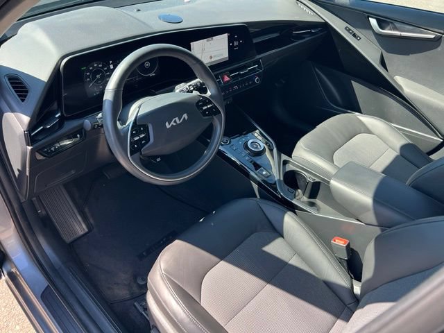 Certified 2023 Kia Niro Wind w/ Wind Preserve Package FWD image 15
