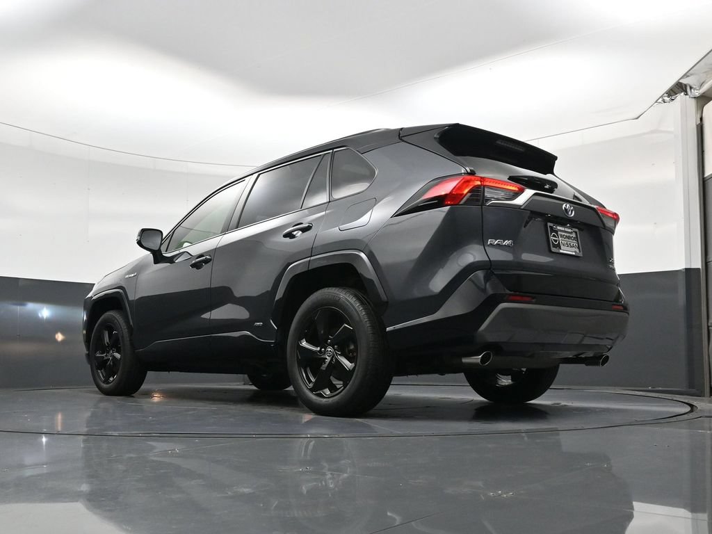 Used 2020 Toyota RAV4 XSE AWD/4WD image 26