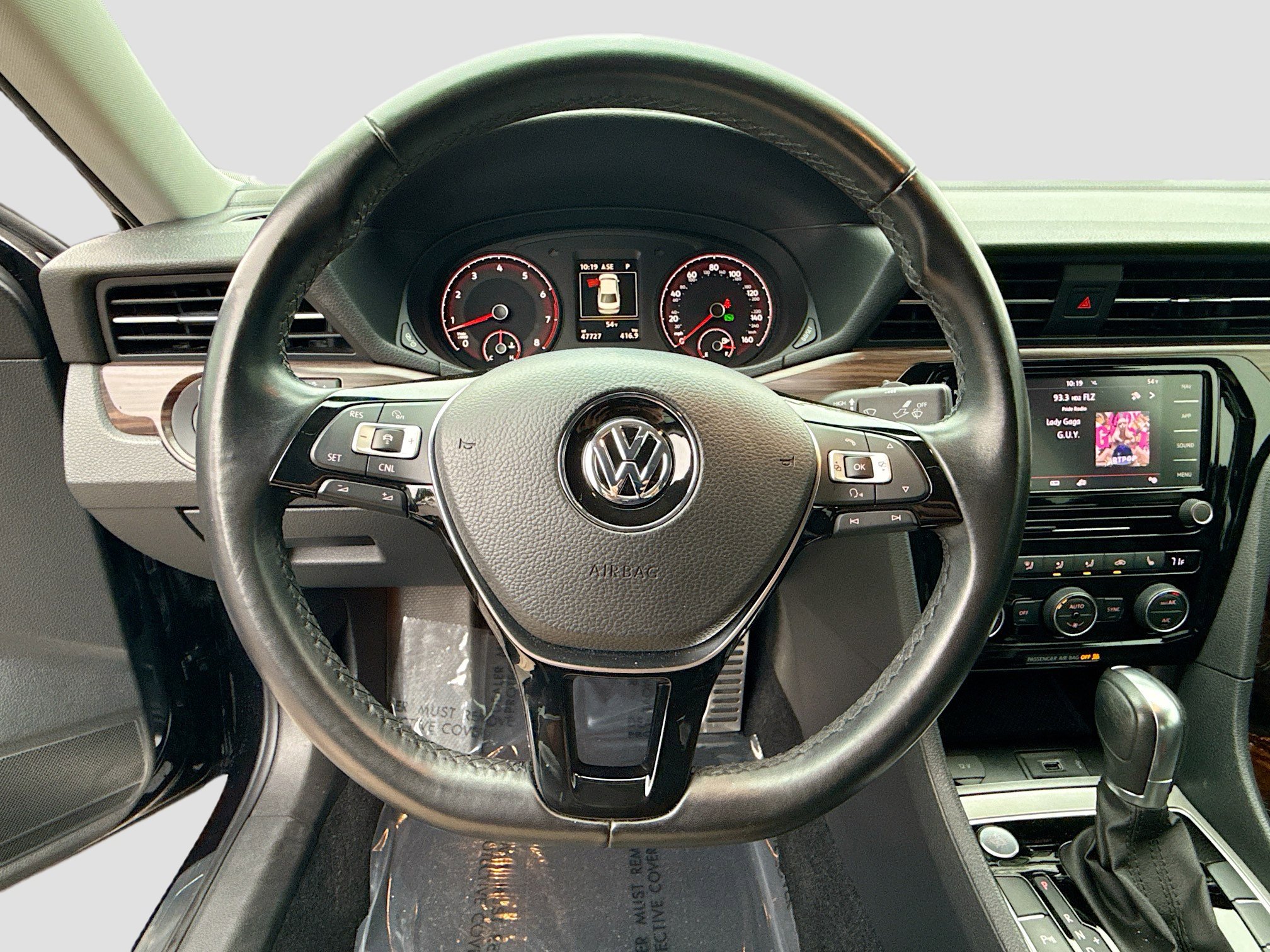 Used 2020 Volkswagen Passat 2.0T SEL image 38