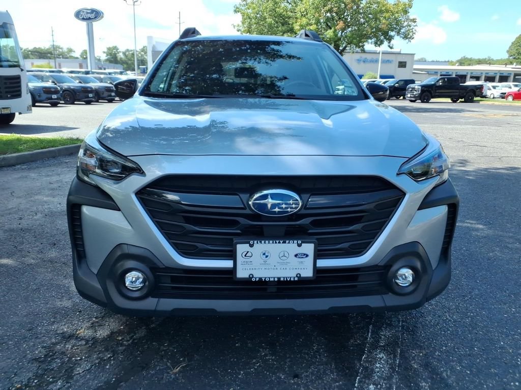 Used 2025 Subaru Outback Onyx Edition AWD/4WD image 6