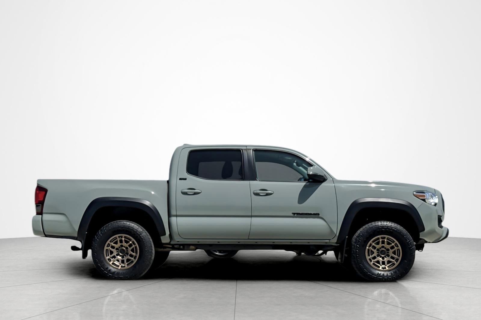 Used 2023 Toyota Tacoma 4x4 Double Cab w/ Trail Edition image 6