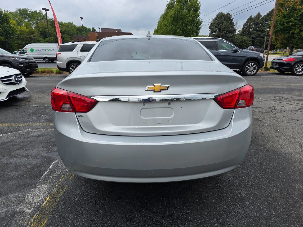 Used 2017 Chevrolet Impala LS FWD image 4