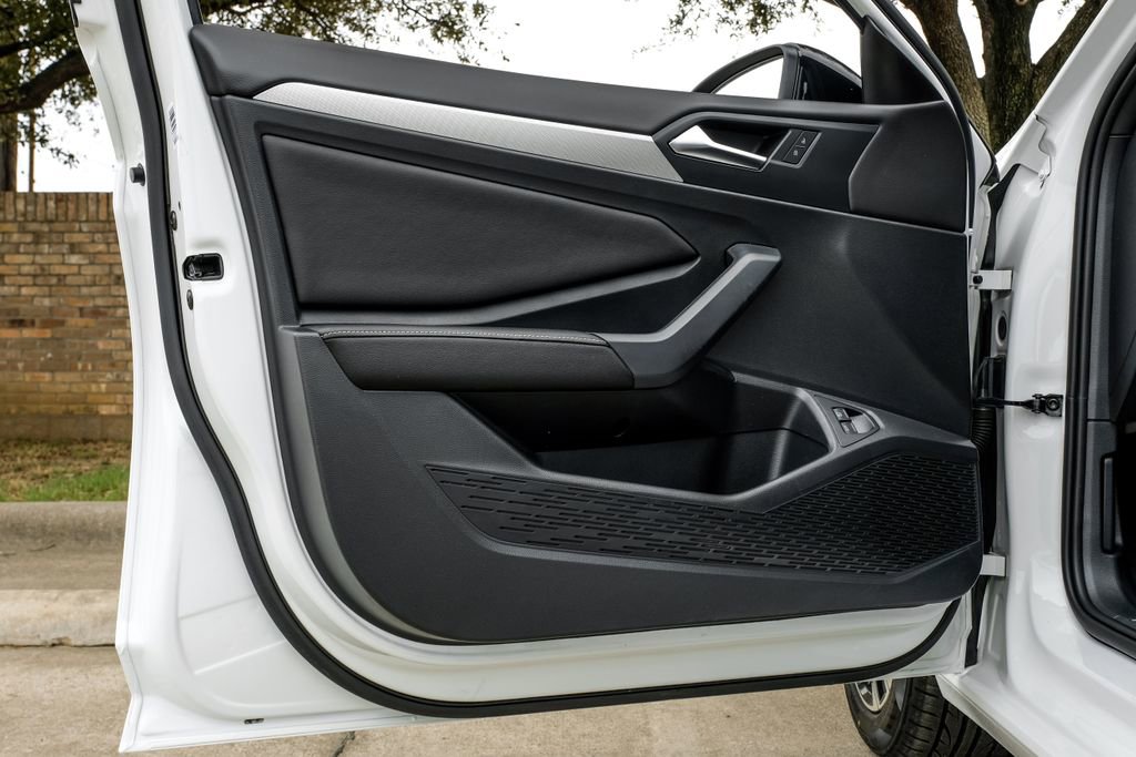 Used 2022 Volkswagen Jetta Sport image 49