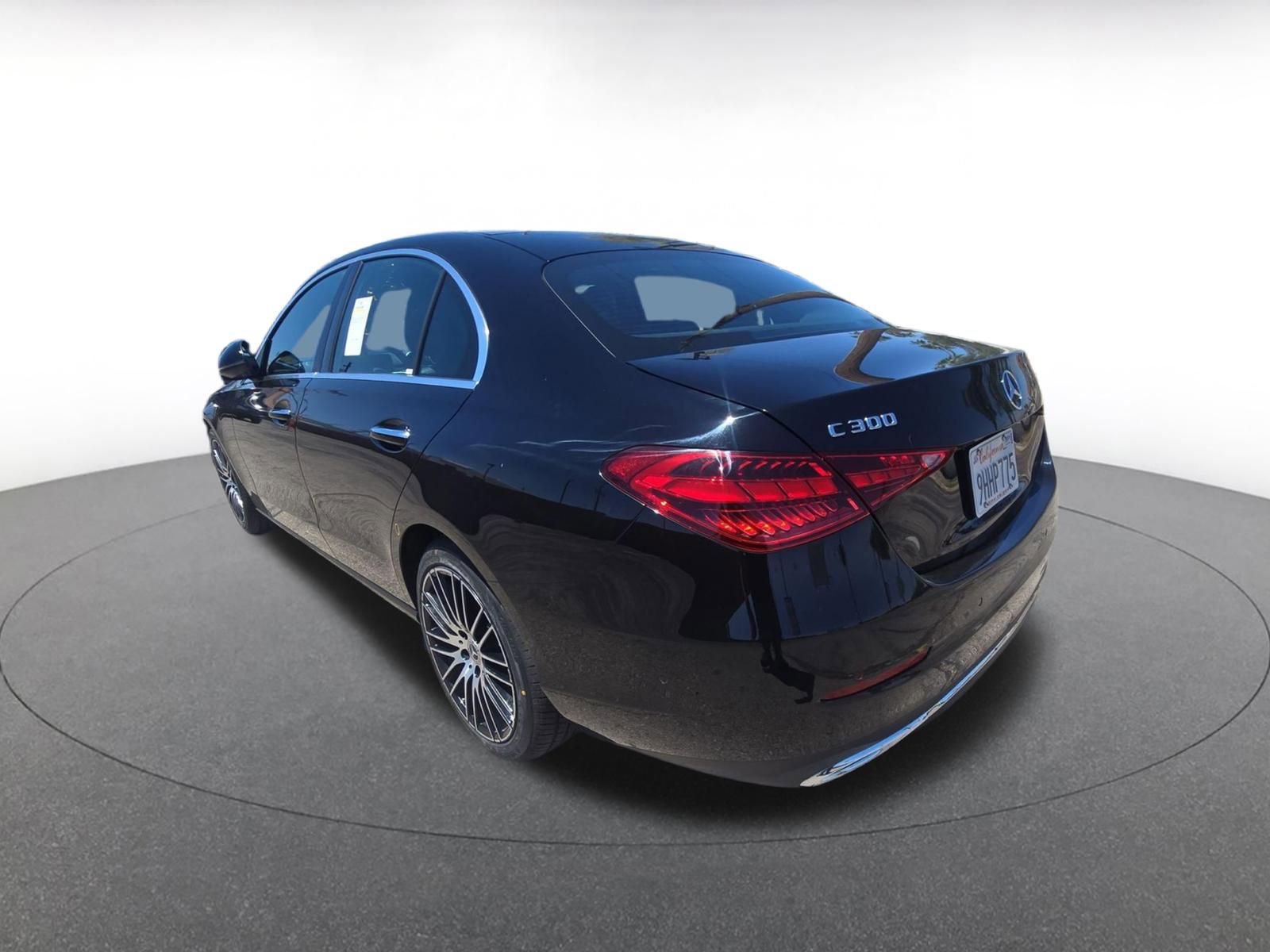 Used 2024 Mercedes-Benz C 300 Sedan image 6