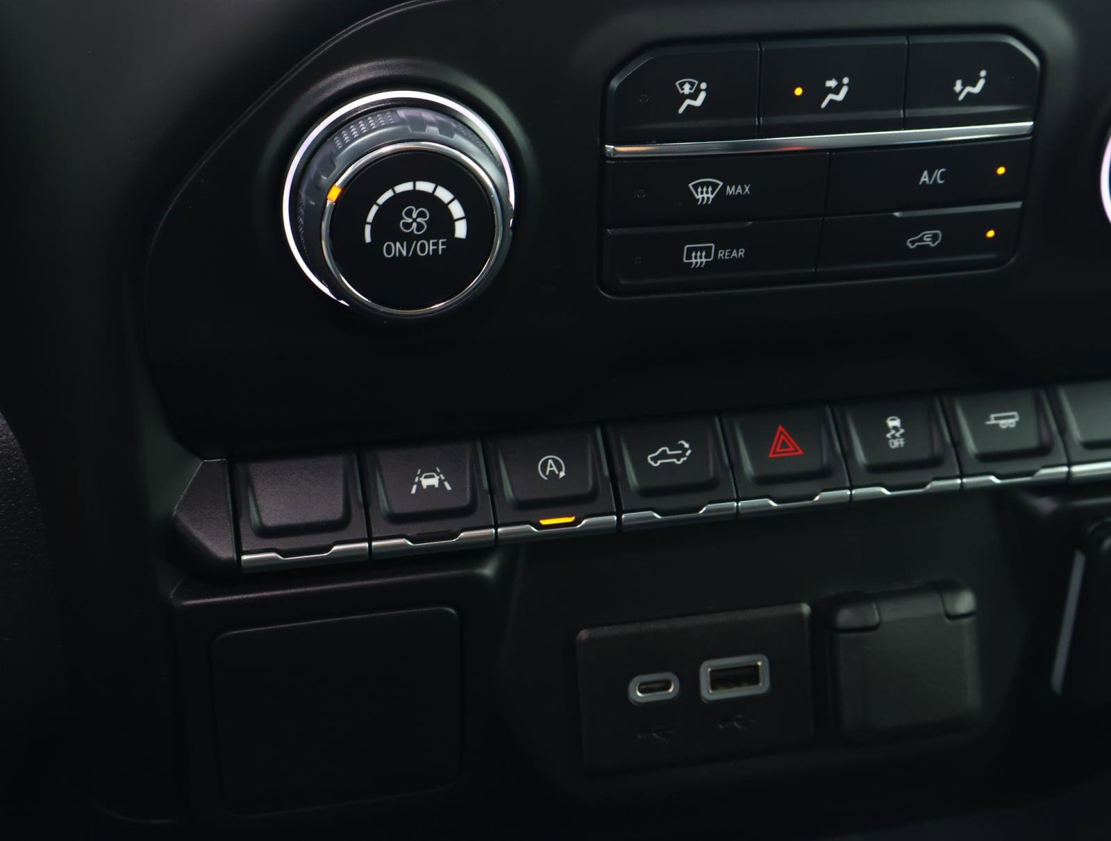 Used 2023 Chevrolet Silverado 1500 Custom image 27