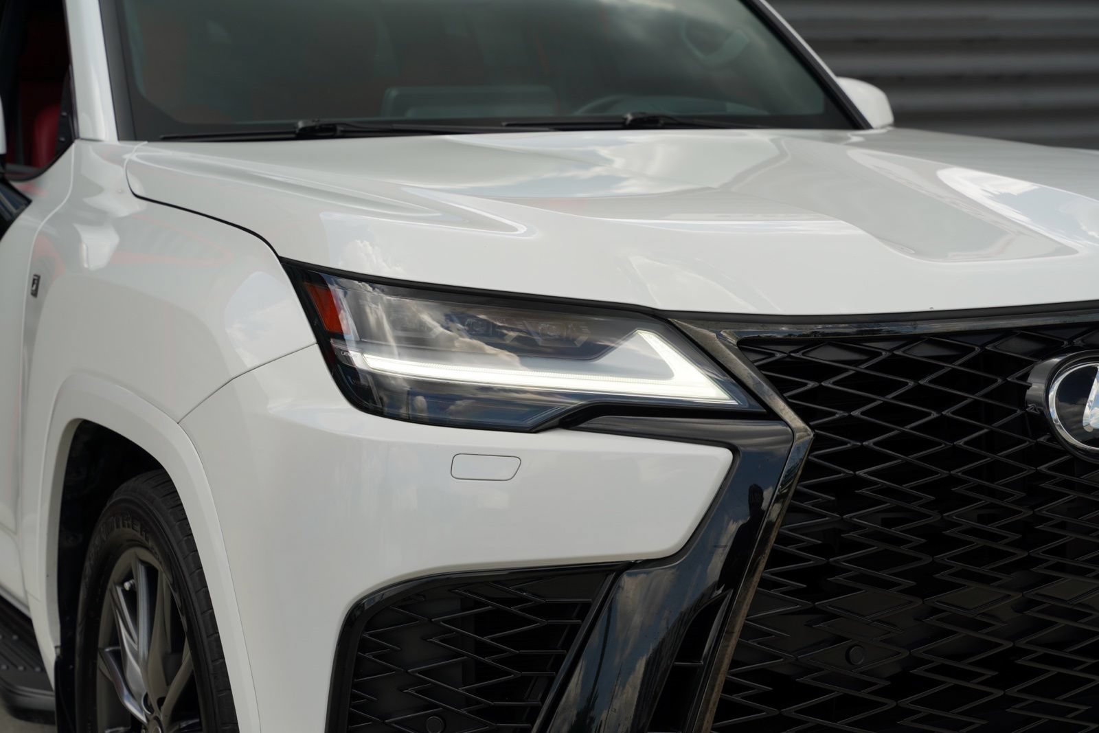 Used 2024 Lexus LX 600 F Sport AWD/4WD image 8