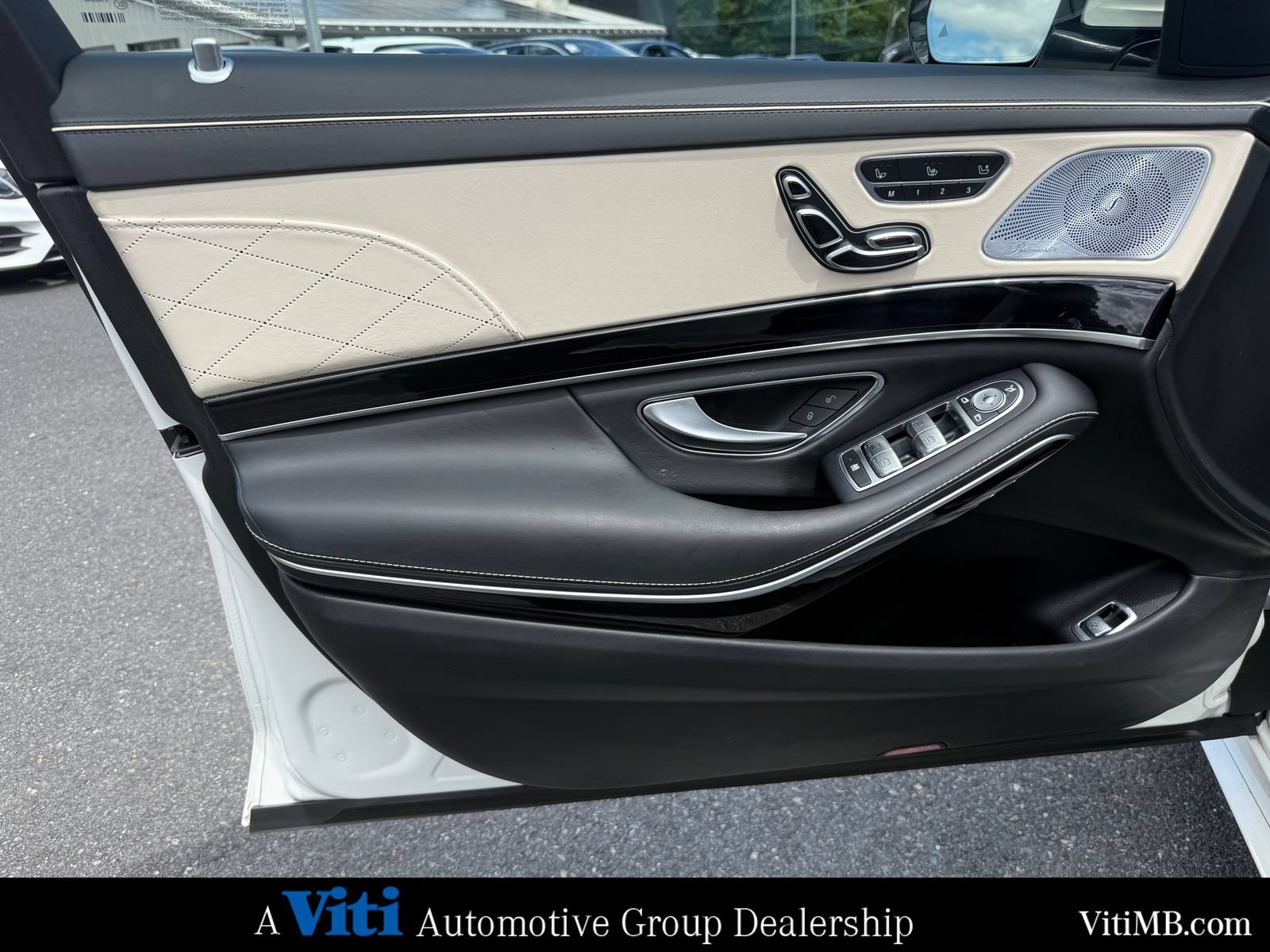 Used 2019 Mercedes-Benz S 560 4MATIC Sedan image 16