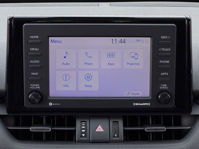 Used 2021 Toyota RAV4 XLE Premium image 6