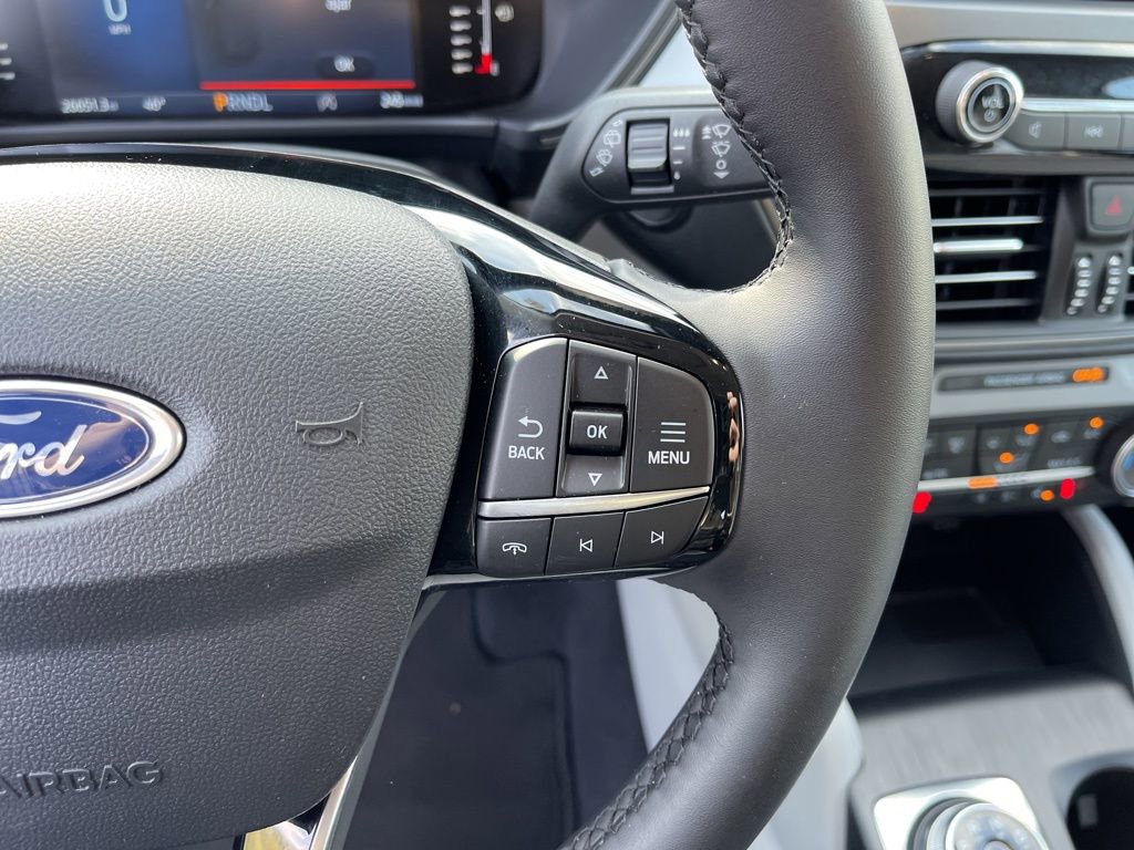 Used 2023 Ford Escape Active w/ Cold Weather Package image 17