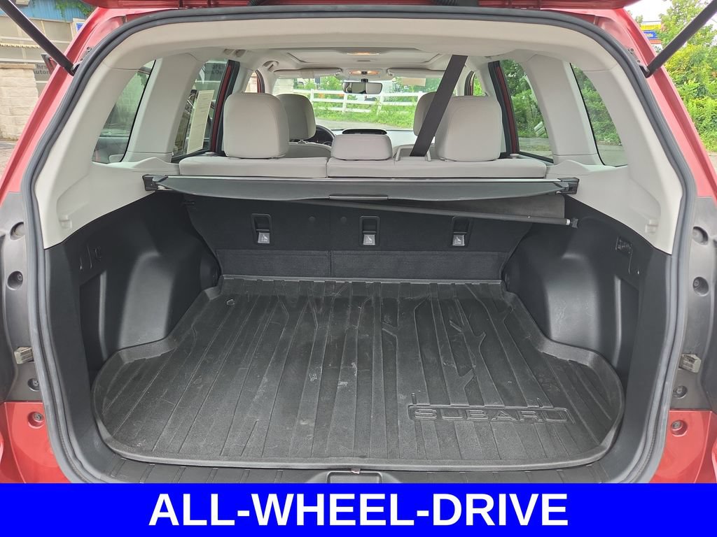 Used 2018 Subaru Forester 2.5i Premium w/ All-Weather Package AWD/4WD image 17